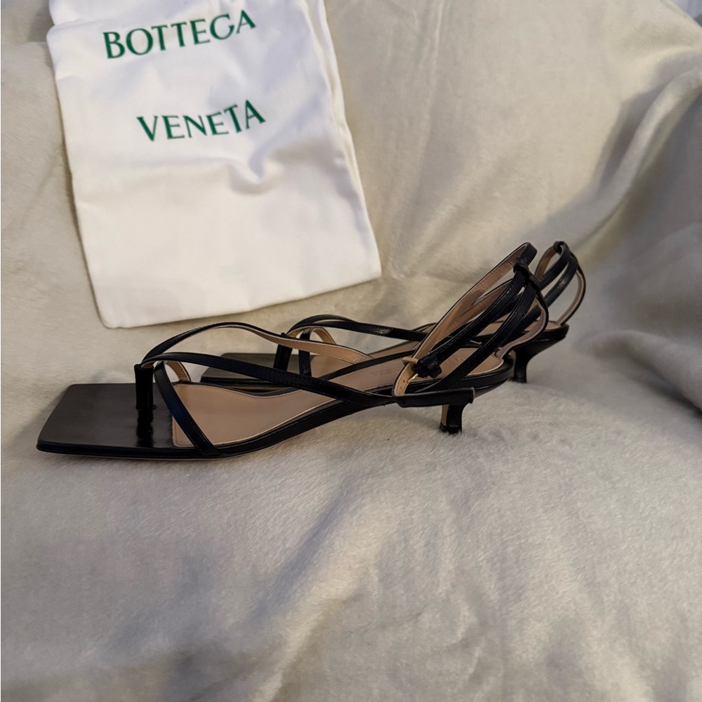 Bottega Veneta Black Strappy Heels - Picture 2 of 6